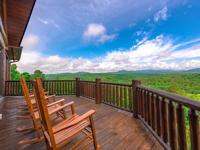 Fannin County Chamber of Commerce - Visitors Center in North GA