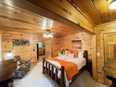 Bear Creek:  Entry Level Guest Bedroom