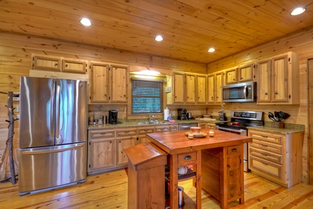 Luxury At The Settlement- Kitchen
