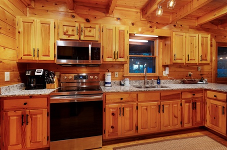 Cartacay River Retreat - Fully Equipped Kitchen