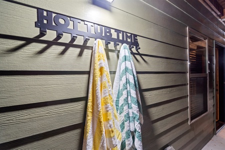 The Orchard - Hot Tub Towel Hooks