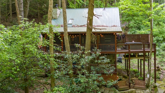 Tuckaway Cave - View of Cabin