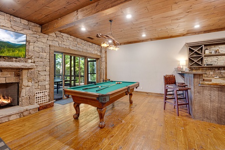 Copperline Lodge - Lower Level Game Room