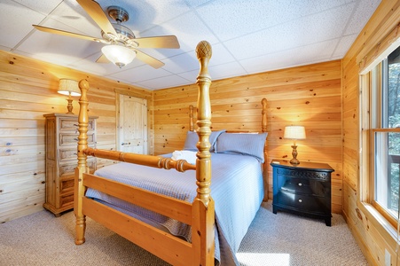 Cohutta Hideaway - Lower Level Guest Bedroom