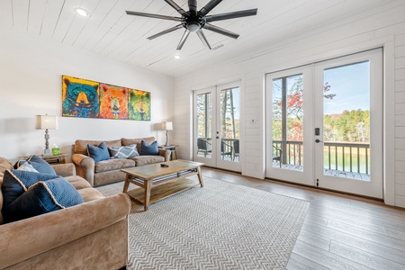 Blue Ridge Bliss - Lower Level Living Room