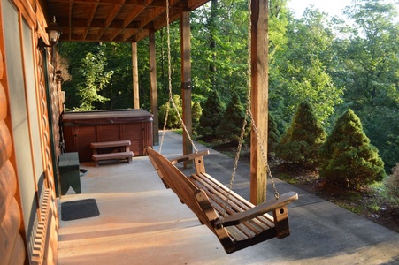 Morning Breeze - Lower Level Patio and Hot Tub