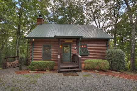 Bear Paw - Exterior Entry Way