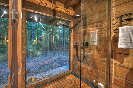 Heavenly Day - Bonus Game Garage Shower