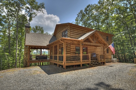 Deer Trails Cabin - Exterior Entrance