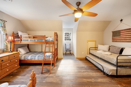 Just-in-Tyme - Upper Level Bunk Bedroom