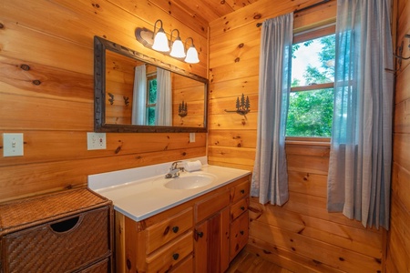 Bearfoot Lodge - Master Suite Bath