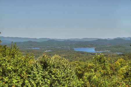 Ridgetop Pointaview- Long range Blue Ridge Mountain views