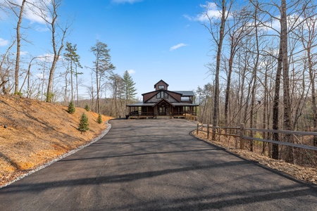 Big Top of Blue Ridge: Front View of Cabin