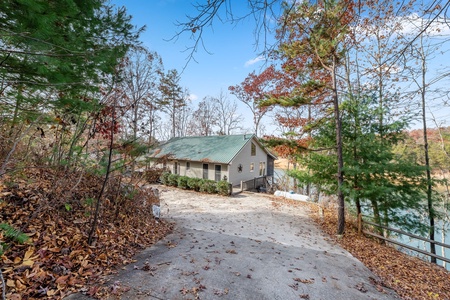 Blue Ridge Bliss - Front View of Cabin