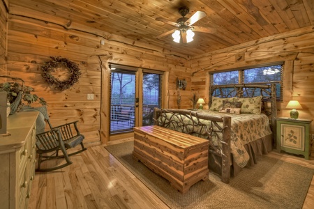 Sassafras Lodge- Main level queen bedroom with deck access