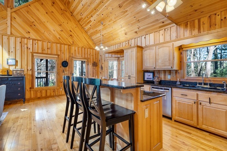 Cohutta Hideaway - Kitchen Island