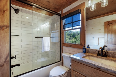 Mountain Air - Upper Level King Bathroom 2