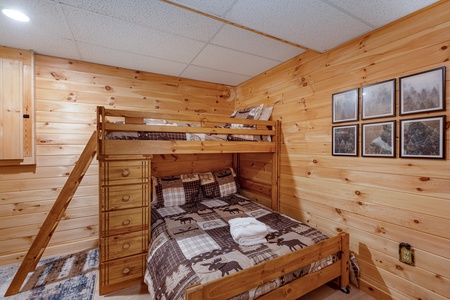 The Stickhouse - Lower Level Bunk Room