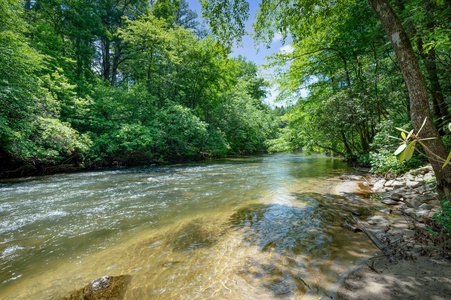 A Whitewater Retreat - Fightingtown Creek