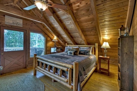 Peaceful, Easy Feeling - Upper Level King Suite