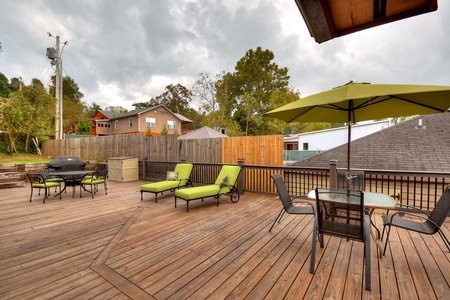 Main Street Cottage - Outdoor Living Space