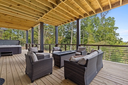 Deer Crossing - Lower Level Outdoor Gas Firepit Seating