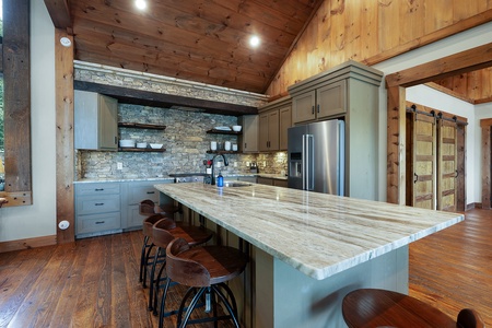 Nottely Island Retreat - Kitchen