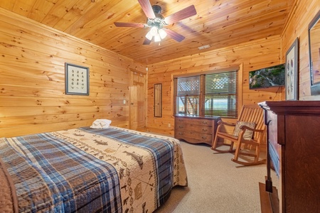 Sunset in the Mountains - Lower-Level Guest Bedroom