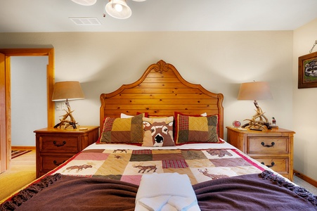 Peacock Chalet- Upper Level Right King Bedroom