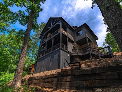 Misty Trail Lakehouse - Rear Exterior