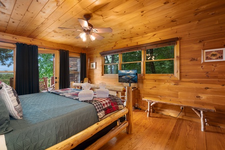 Pinecrest Lodge - Entry Level Primary King Bedroom