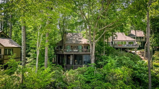 Lakeside Cottage