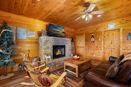 Pinecrest Lodge - Lower Level Den with Gas Fireplace (2)