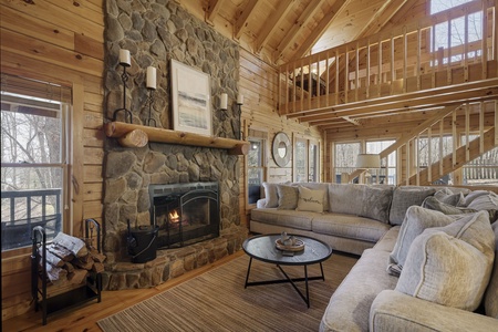 Lake Ridge - Living Room