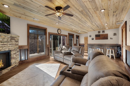 The Peaceful Meadow Cabin- Lower Level Living Room