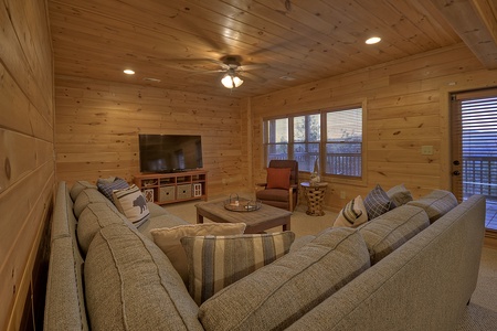 Bearcat Lodge- Lower level den area with deck access