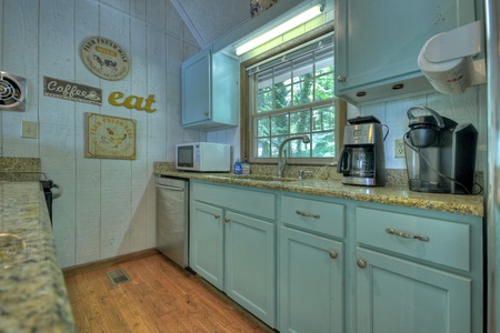 Waters Edge - Kitchen