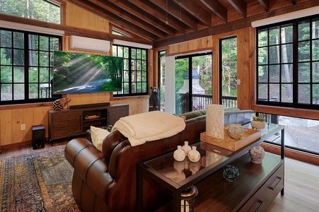 Goose Island Retreat - Main Level Family Room