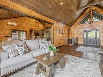 The Bird's Nest - Entry Level Living Room