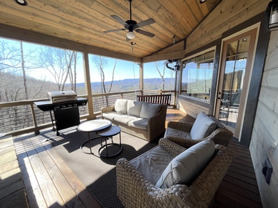 Highland Escape - Entry Level Deck Seating