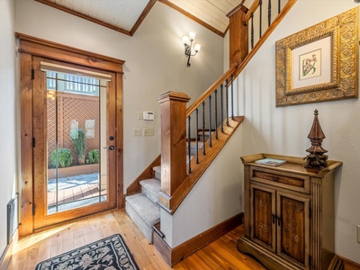 Blue Ridge Cottage - Front Entrance