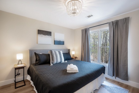 Scenic Ridge - Upper-level Guest King Bedroom#1