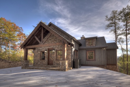 Breakaway Ridge-Exterior view