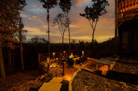 Wine Down Ridge - Fire Pit at Dusk