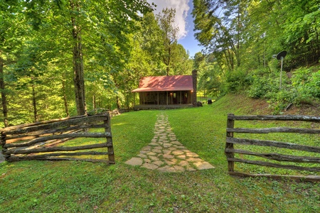 JME Retreat- Walkway leading up to the cabin