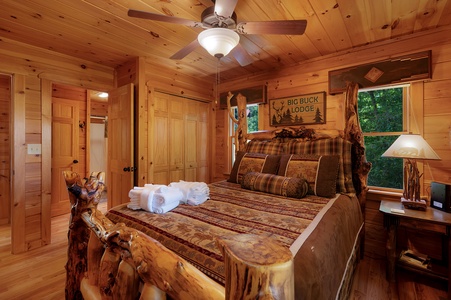 Wise Mountain Hideaway - Entry Level Queen Bedroom