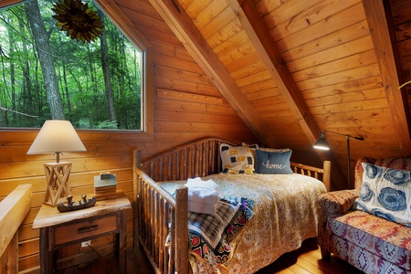 Tuckaway Cave - Loft Seating Area