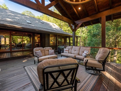 River Joy Lodge- Entry Level Deck Covered Lounge Area