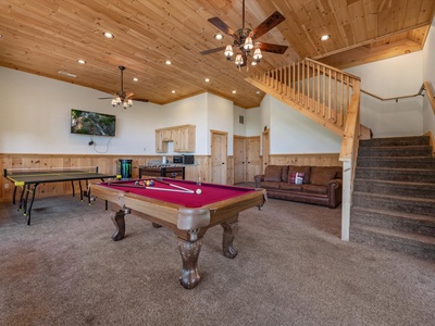 Rising Star Lodge - Lower Level Game Room