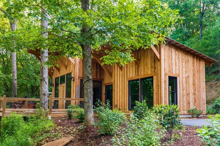 Sugar Shack - Front Deck and 2nd bedroom sliders